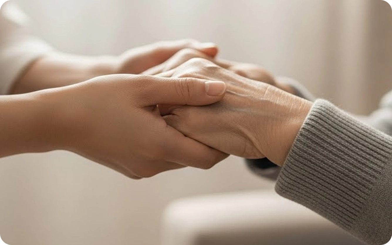 맞잡은 손 사진